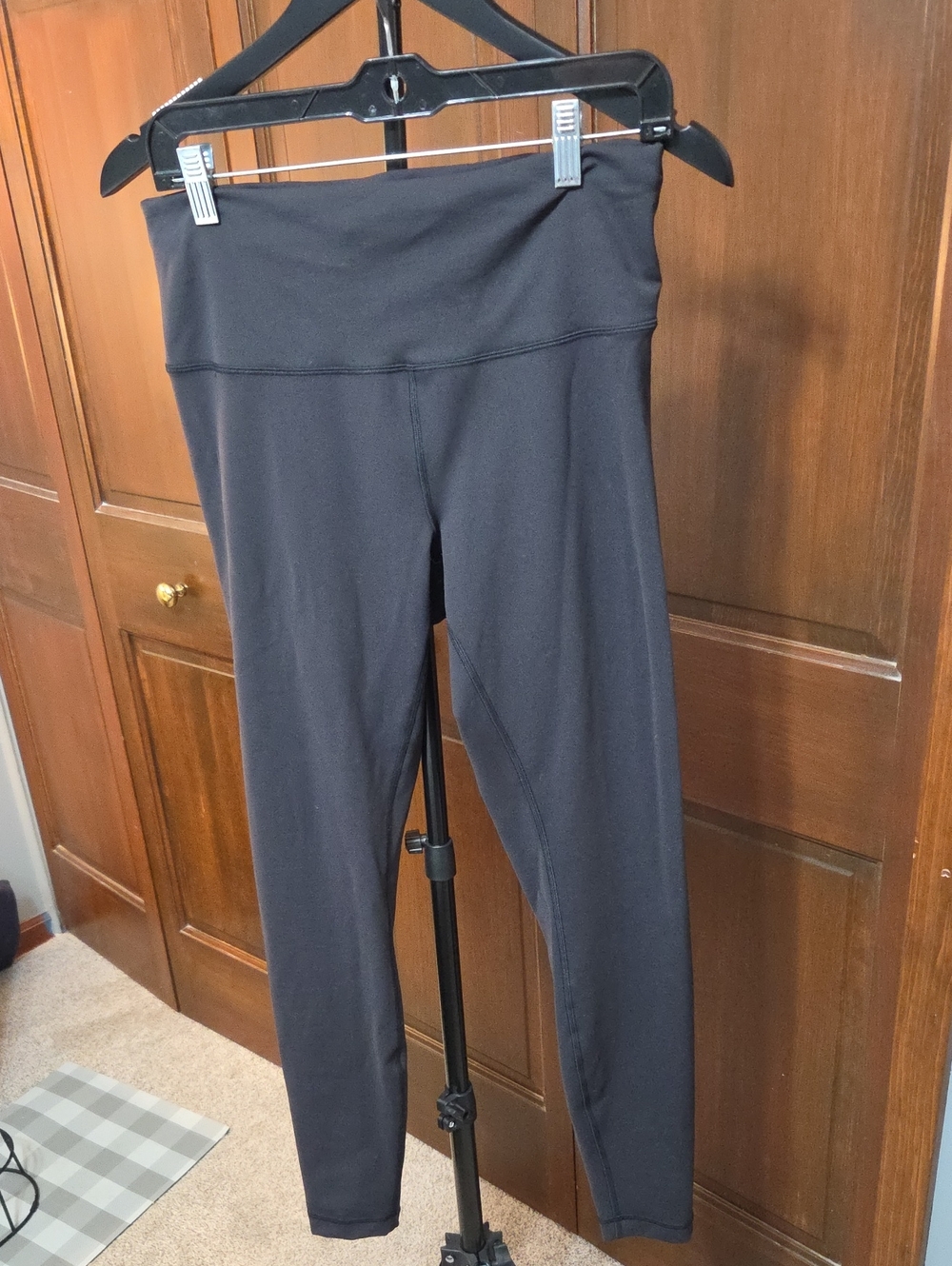 Lululemon Black Leggings 28 Inch Insteam